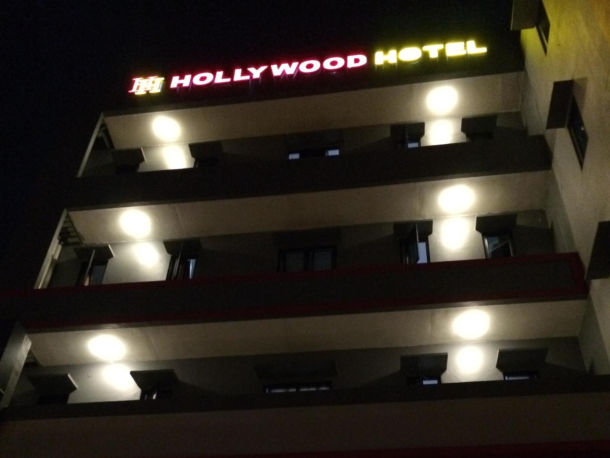 Hollywood Hotel Джакарта Екстер'єр фото